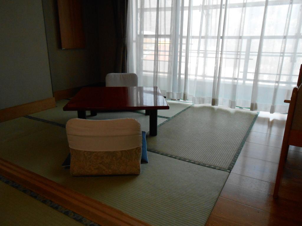 ホテル 福狸亭 小川家 伊豆の国市 部屋 写真